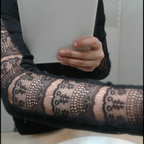 Shirt with lace detailing-Ardene - Picture 6 of 7